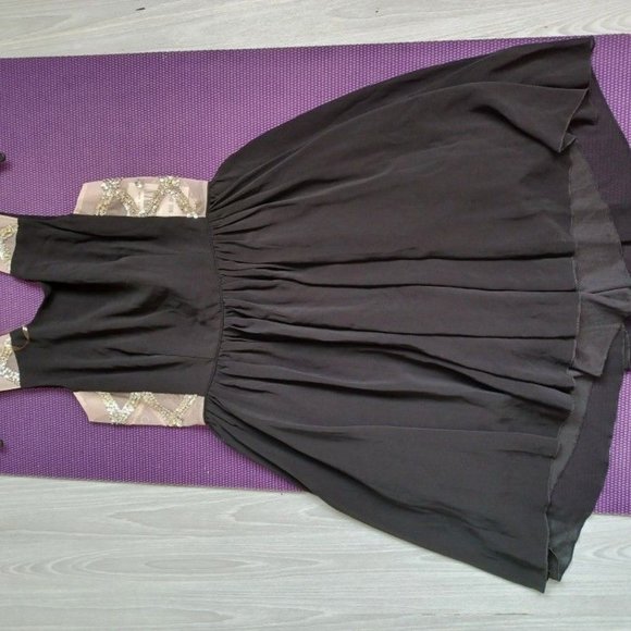 Way-In Dress - Picture 11 of 11